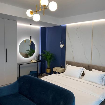 Апартаменты Luxury Saphir Gold Mamaia Nord Экстерьер фото